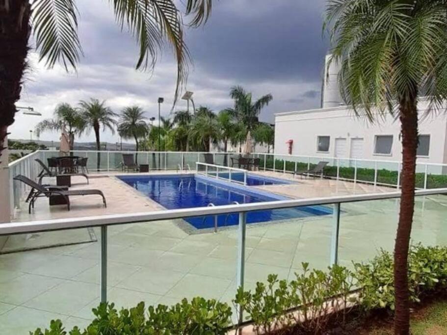 Lagoa Da Prata - Com Ar Condicionado * Londrina